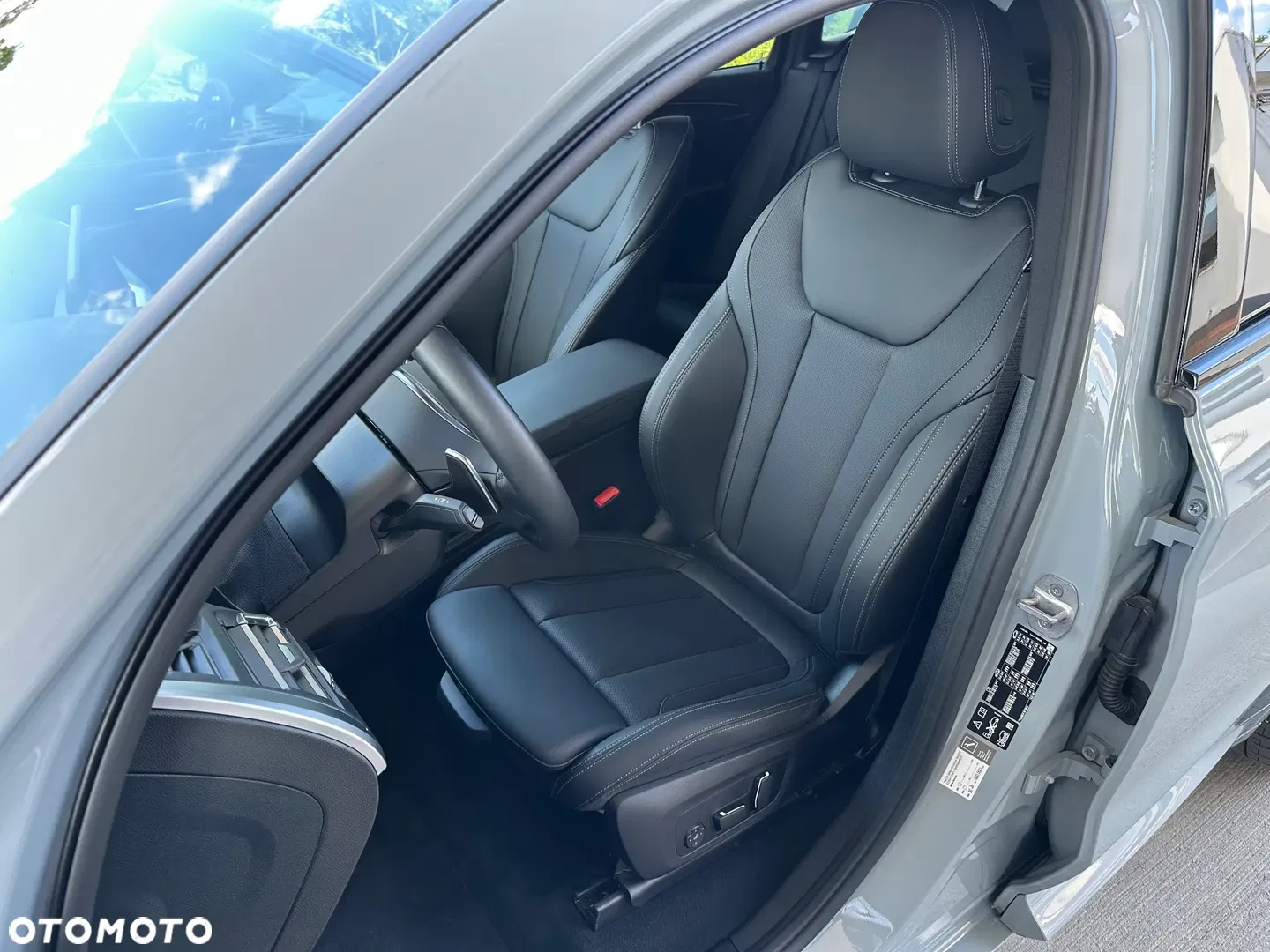2024 BMW X4, photograph 9