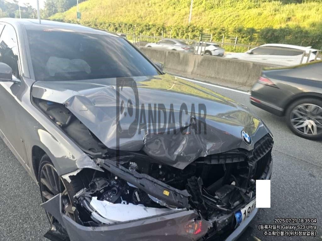2022 BMW 740i, photograph 4