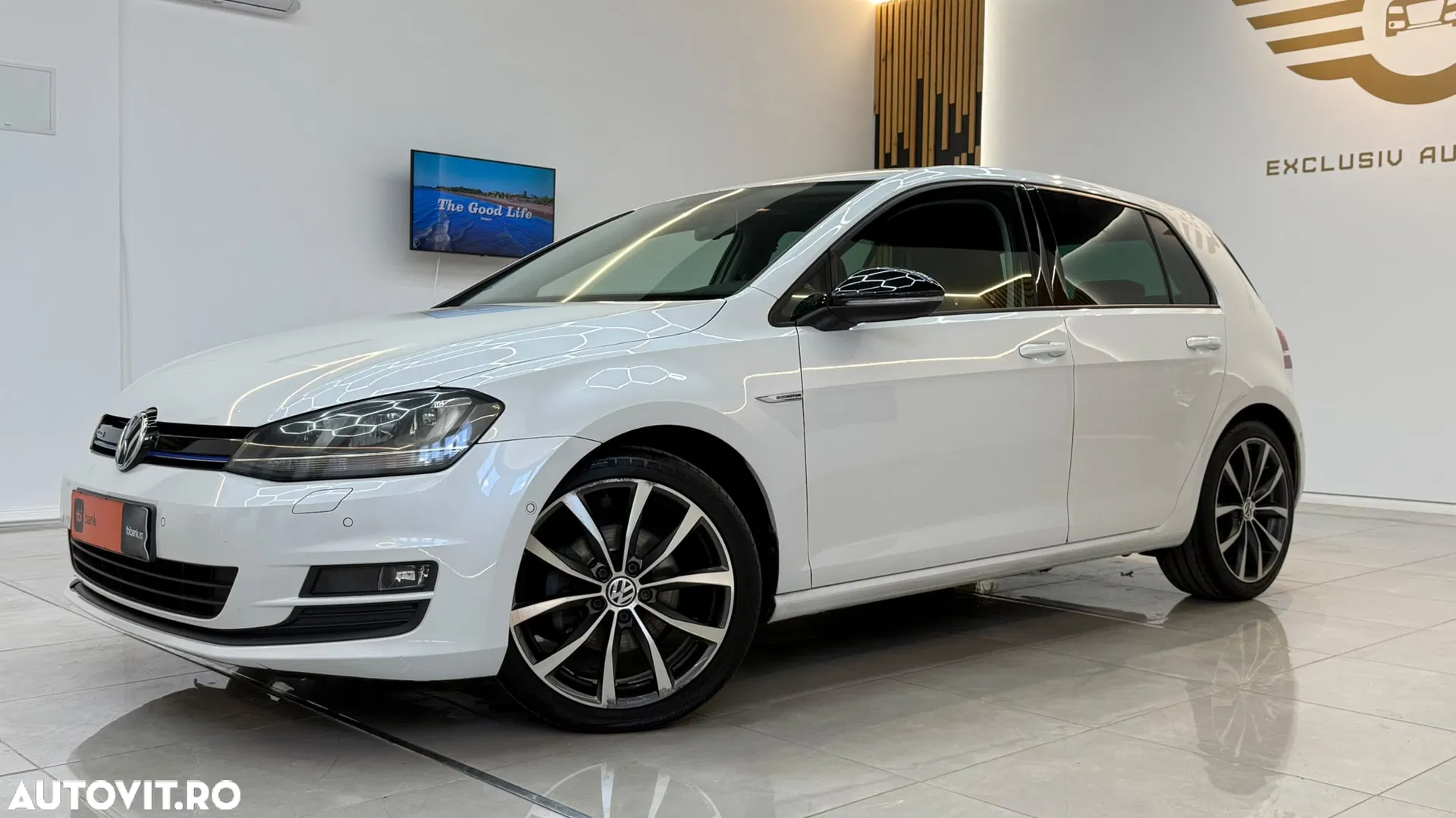 2014 Volkswagen Golf, photograph 11