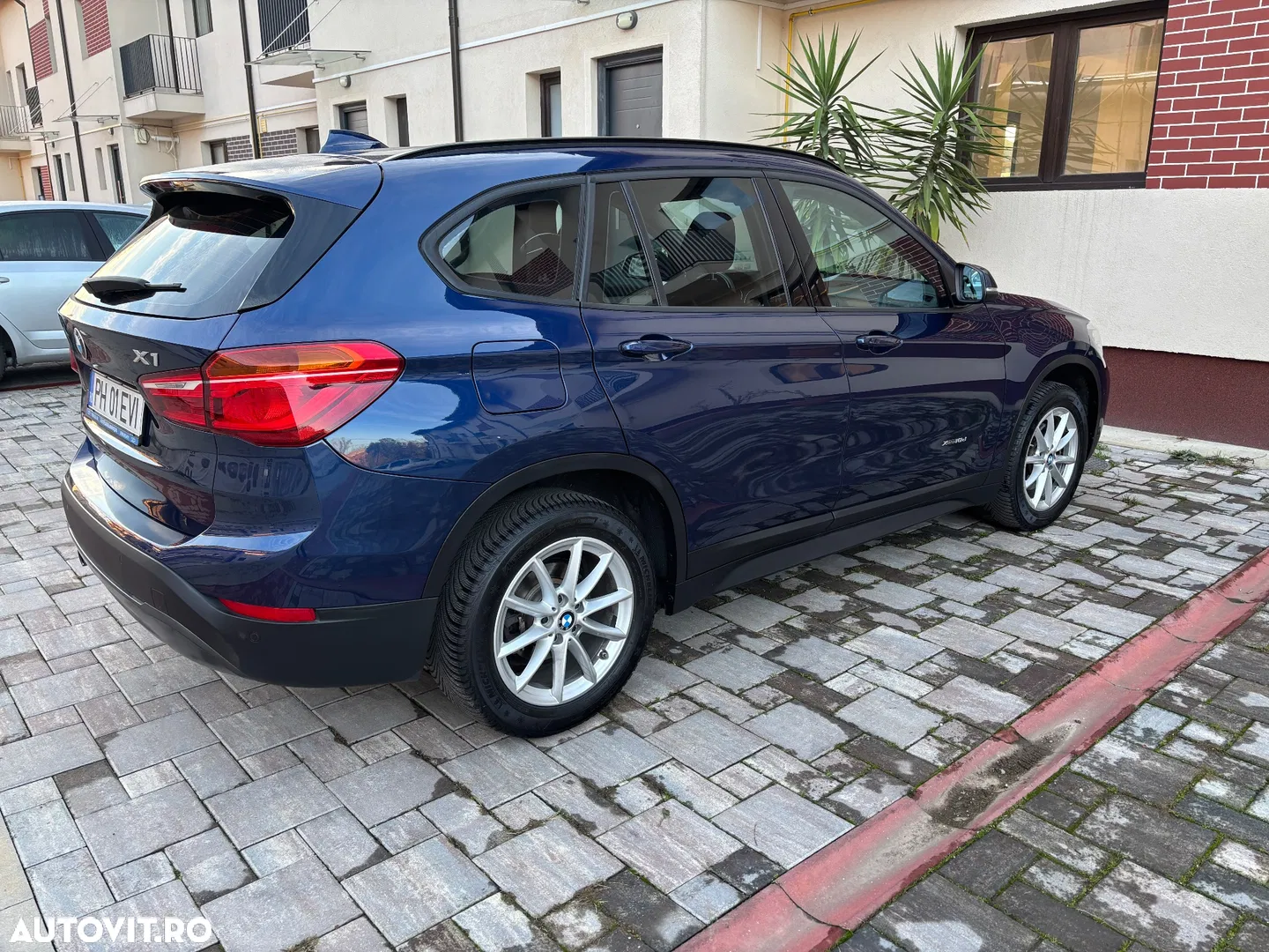 2017 BMW X1, photograph 11