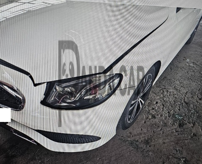 2020 Mercedes-Benz E 300, photograph 4