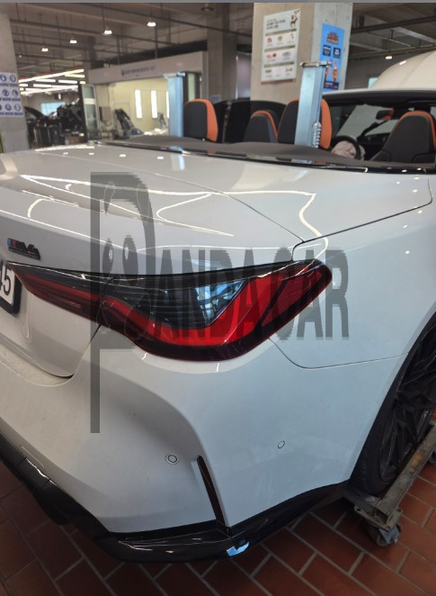 2024 BMW M4 Competition Convertible M xDrive, photograph 4