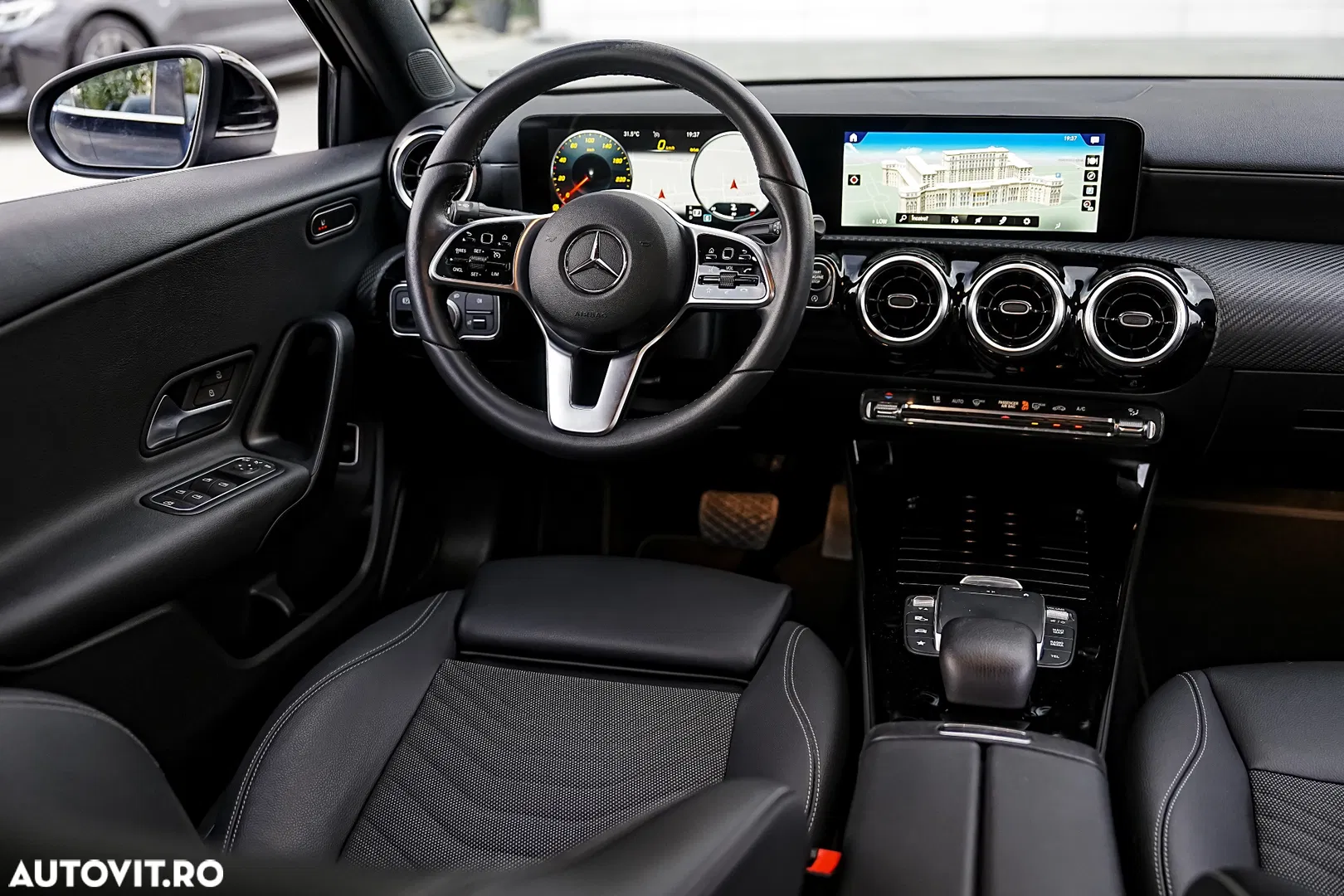 2022 Mercedes-Benz A 180 Sedan 7G-DCT Style, photograph 10