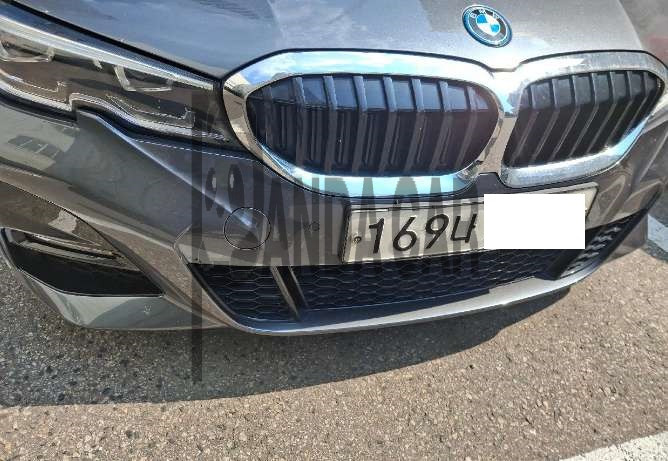 2022 BMW 320e, photograph 5