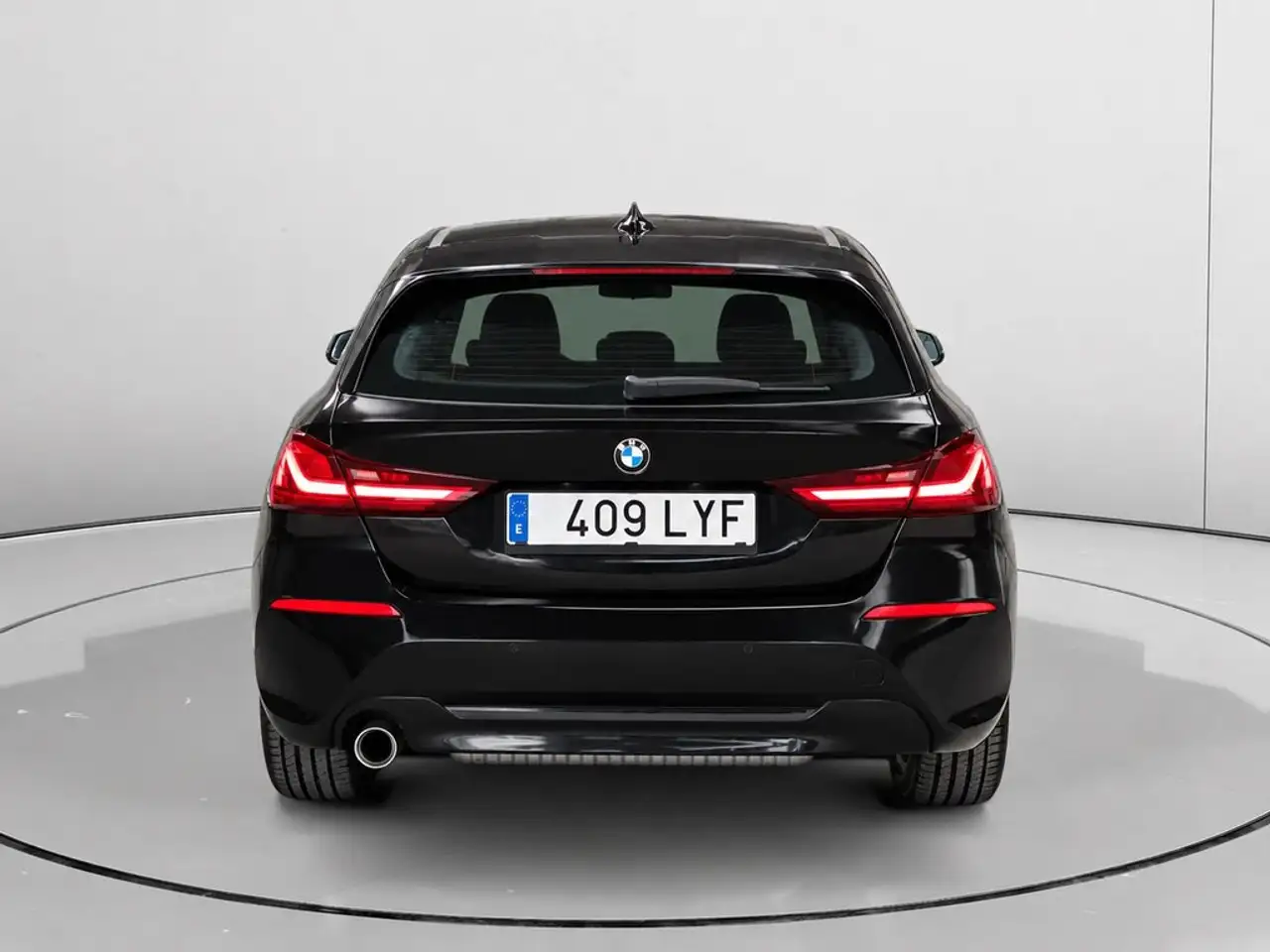 2022 BMW 116 116i, photograph 4