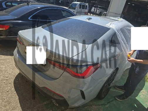 2024 BMW 420i Coupe, photograph 3