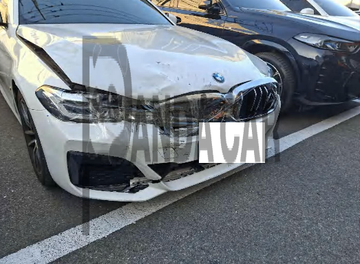 2022 BMW 520i, photograph 1