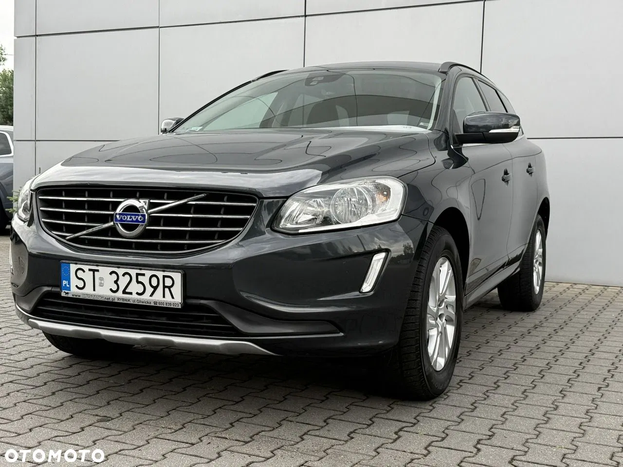 2016 Volvo XC 60 D3 Geartronic Momentum, photograph 3