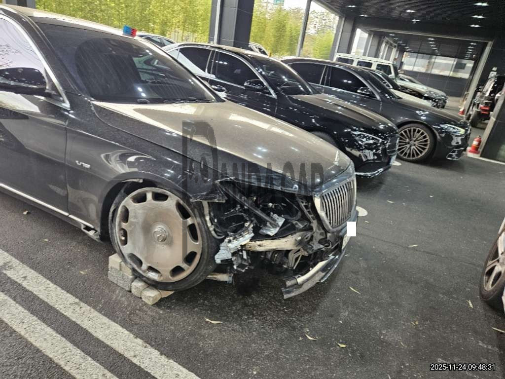 2020 Mercedes-Maybach S650, photograph 4