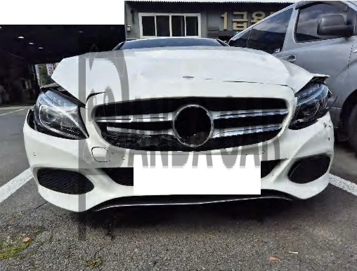 2018 Mercedes-Benz C200, photograph 4