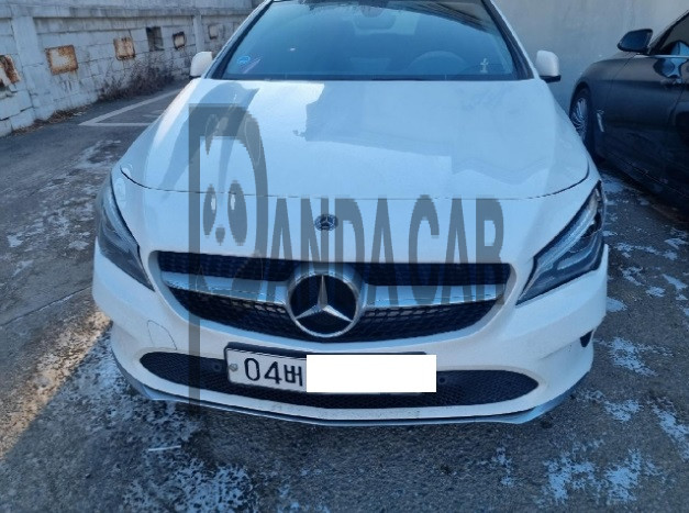 2018 Mercedes-Benz CLA250 4Matic, photograph 1
