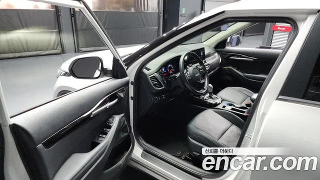 2021 Kia Seltos Gasoline 1.6 Turbo 2WD, photograph 2