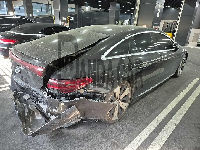 2023 Mercedes-Benz EQS450 +, photograph 4