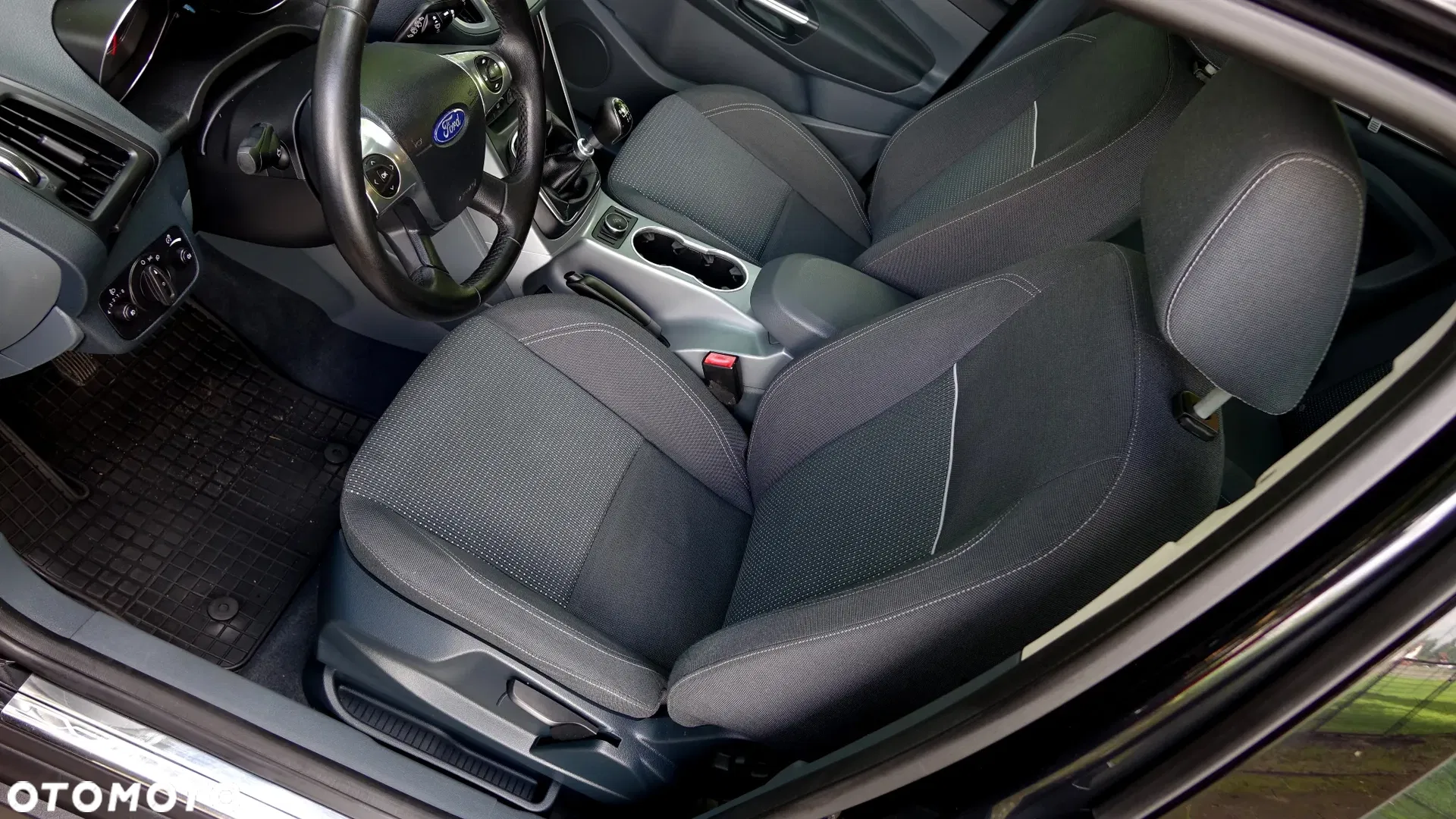 2013 Ford Grand C-MAX, photograph 4