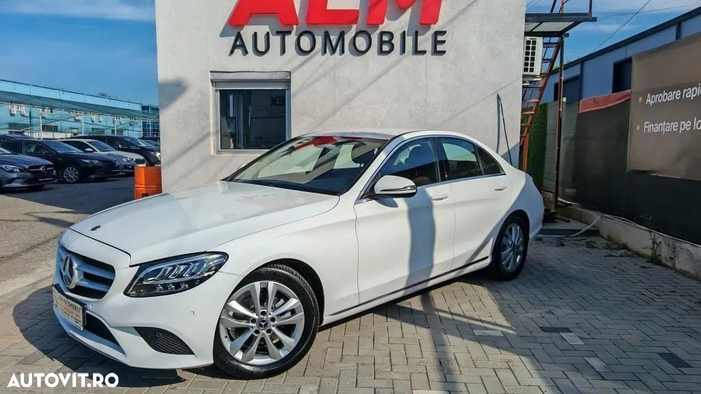 2019 Mercedes-Benz C, photograph 5