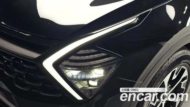 2022 Kia Sportage Signature Gravity 2WD, photograph 1