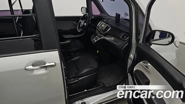 Kia RAY Van — photo 1 of 32