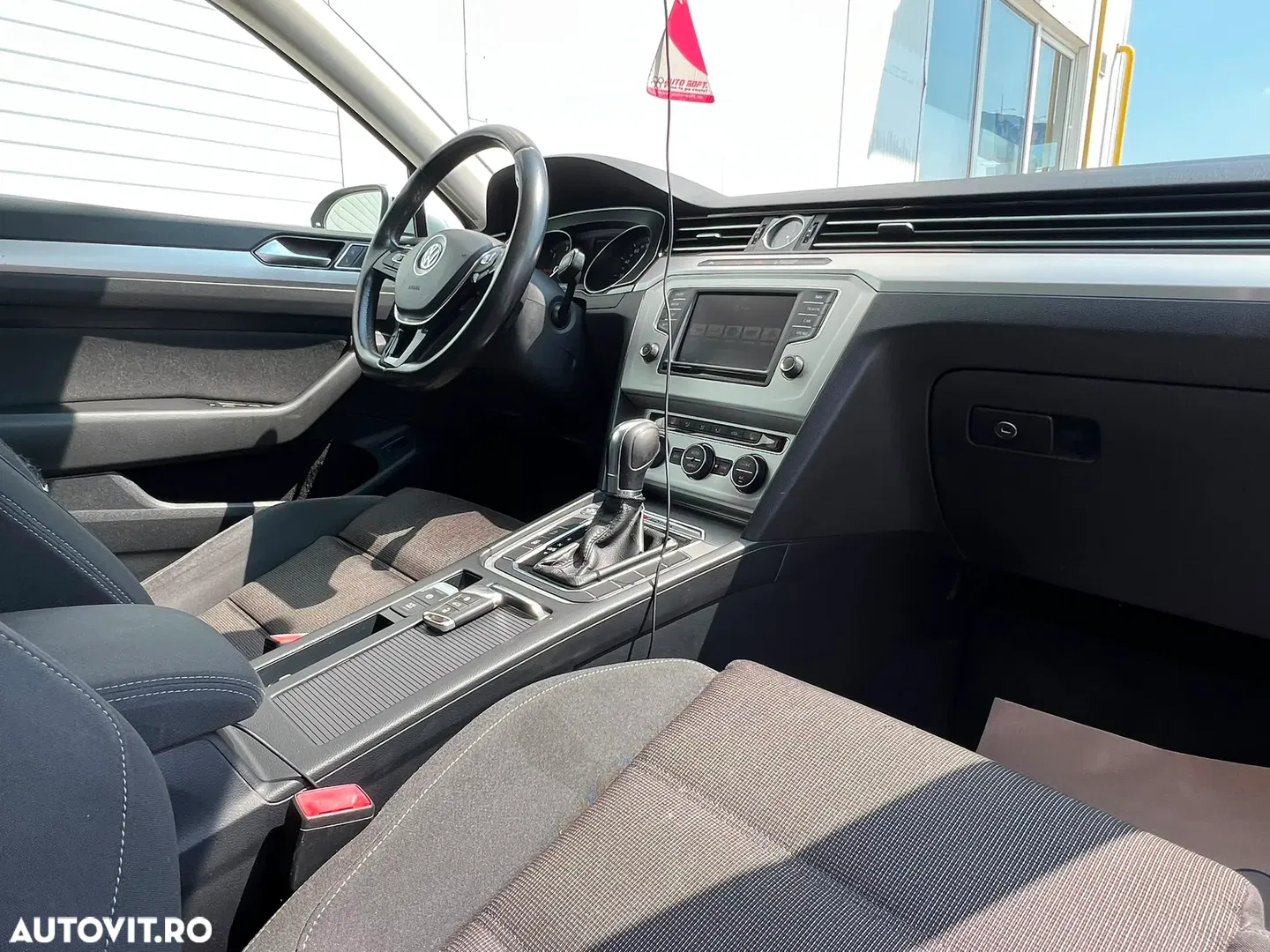 2015 Volkswagen Passat 2.0 TDI DSG 4Motion Comfortline, photograph 12