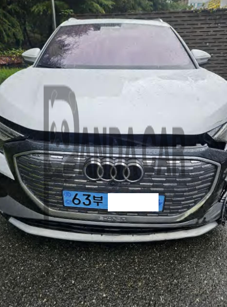2023 Audi Q4 40 e-tron, photograph 1