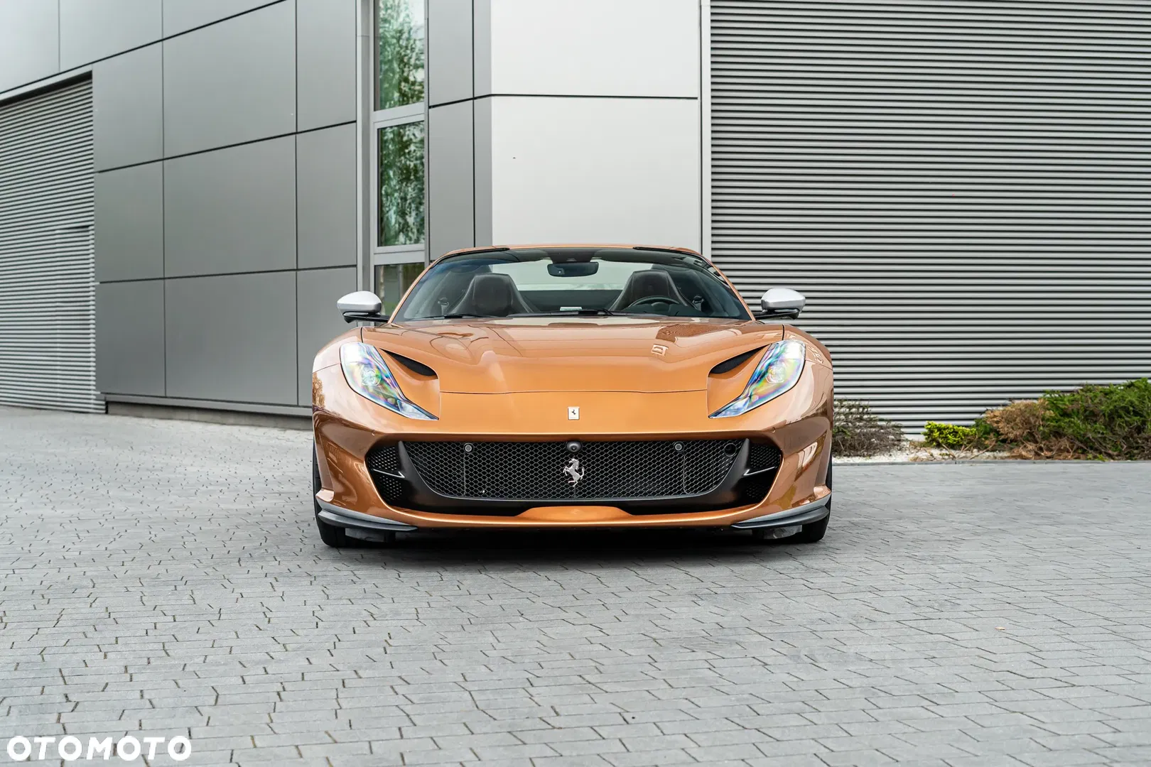 2023 Ferrari 812 GTS, photograph 8