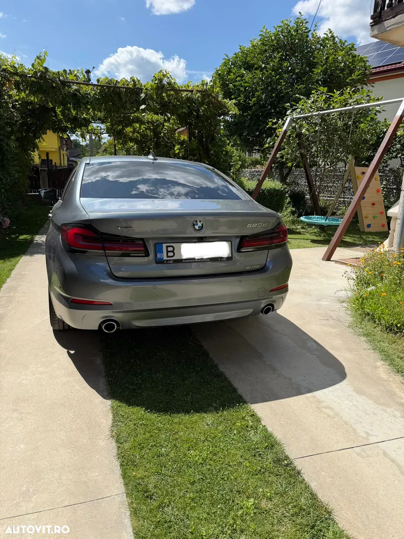 2017 BMW Seria 5 520d xDrive Aut., photograph 2
