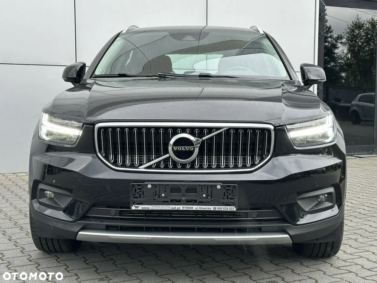 2021 Volvo XC 40, photograph 3