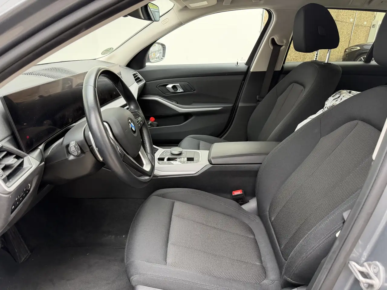 2023 BMW 320 d Touring xDrive Aut.   Widescreen   TOTW., photograph 4