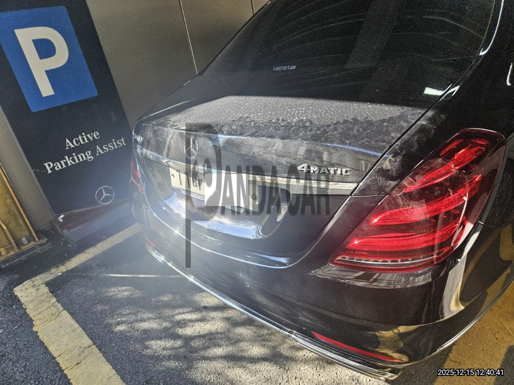 2019 Mercedes-Benz S560 4Matic L, photograph 3