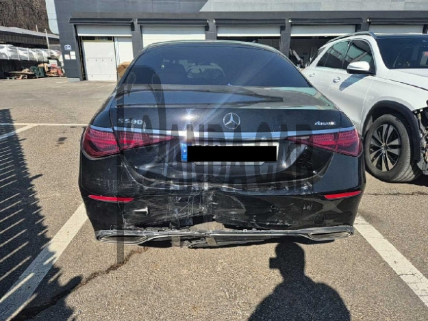 2022 Mercedes-Benz S580 4MATIC, photograph 1