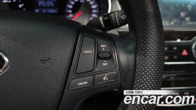 2013 Kia K7 2.4 GDI Prestige, photograph 2