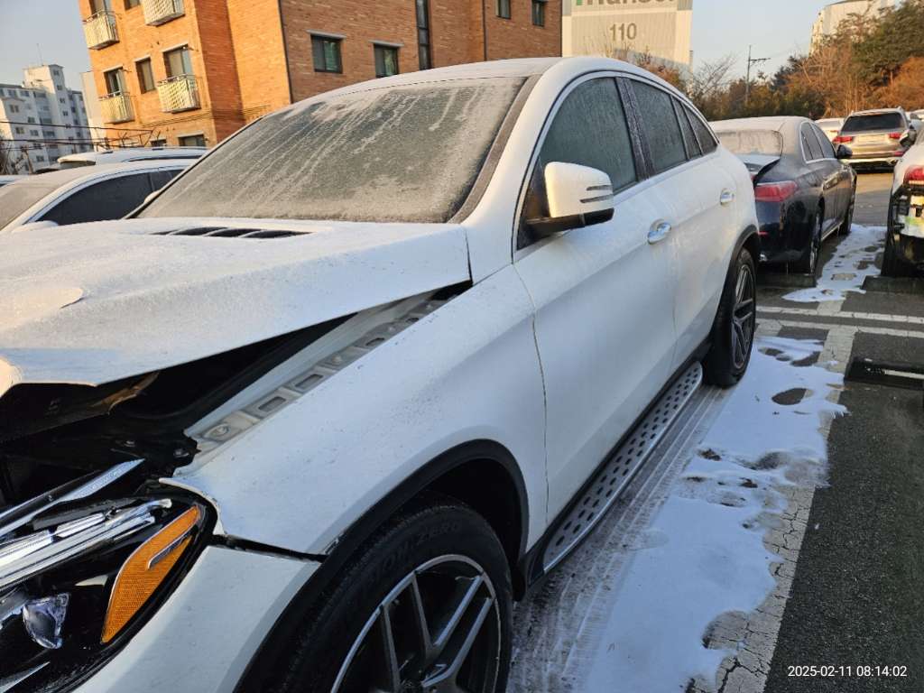 2018 Mercedes-Benz GLE350 d 4Matic Coupe, photograph 4