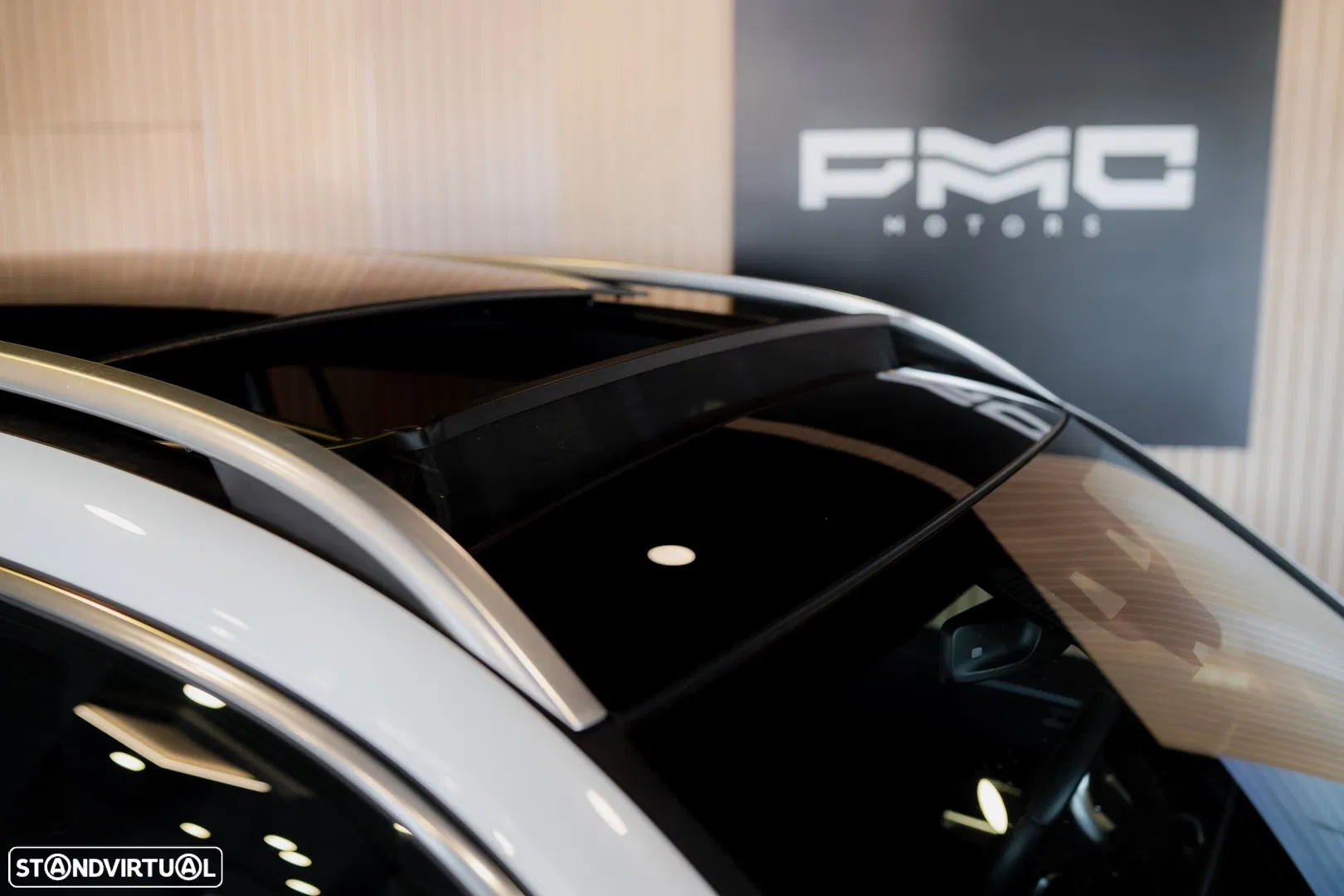 2022 Mercedes-Benz EQB 250 AMG Line, photograph 12
