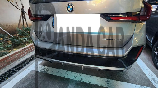 2025 BMW X1 xDrive20i, photograph 1