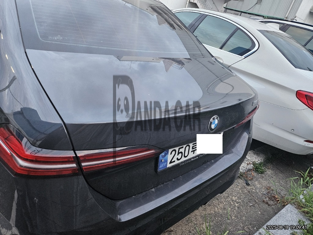 2024 BMW 520i, photograph 5