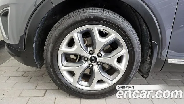 2015 Kia Sorento Diesel 2.2 4WD, photograph 7