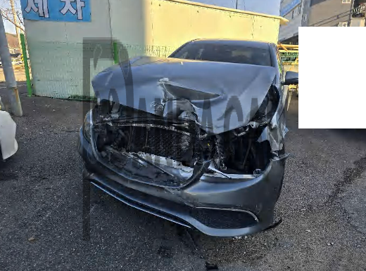 2019 Mercedes-Benz E300 4Matic, photograph 1