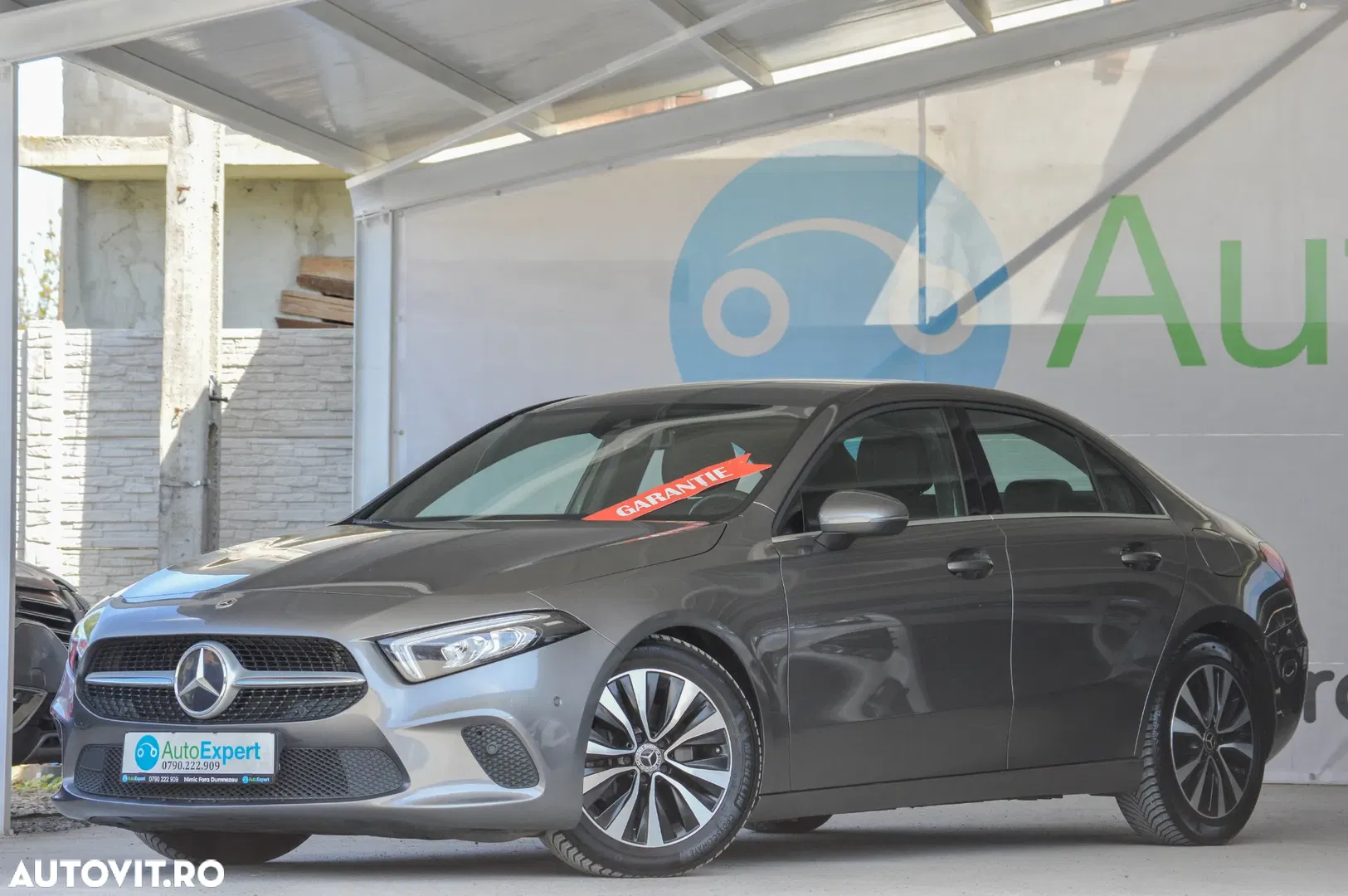 2021 Mercedes-Benz A 180 d 7G-DCT Progressive, photograph 3