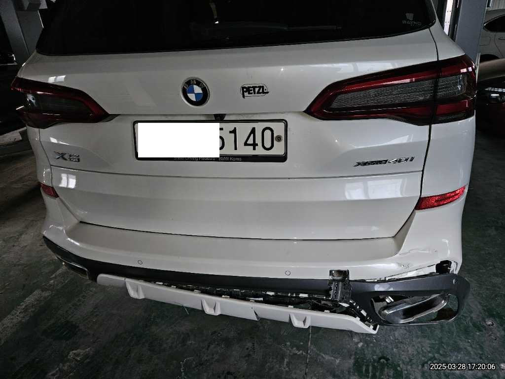 2020 BMW X5 xDrive40i M Sport Package, photograph 1
