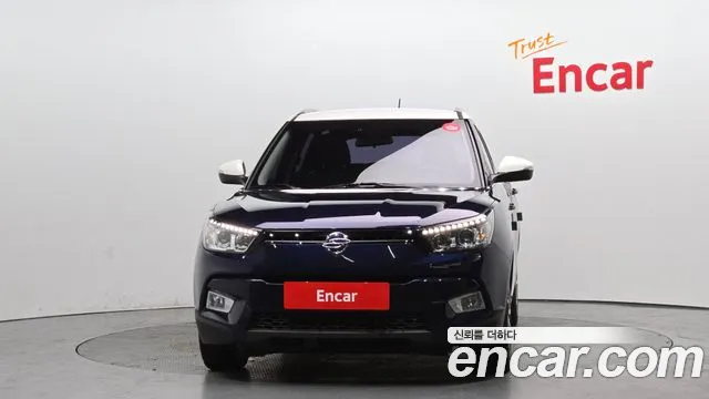 2017 KG_Mobility_Ssangyong TIBOLI Diesel LX 2WD, photograph 2