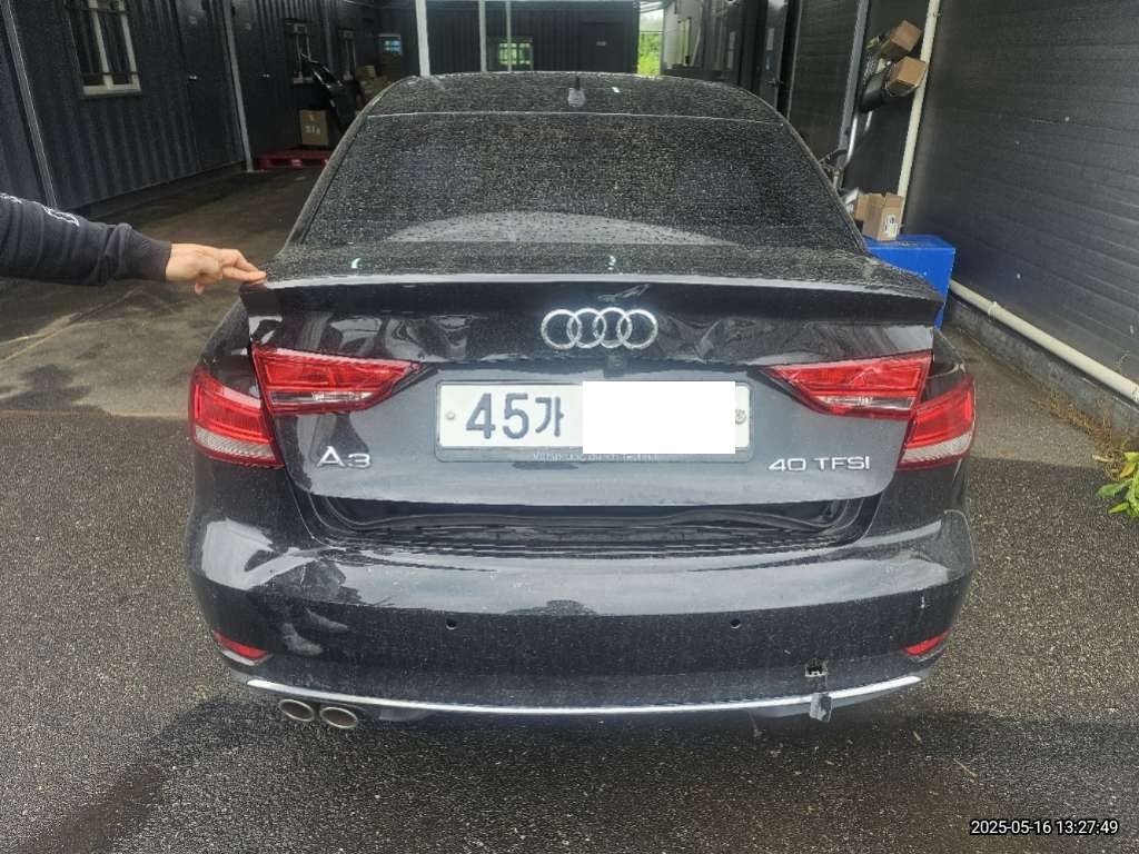 2018 Audi A3 40 TFSI, photograph 1