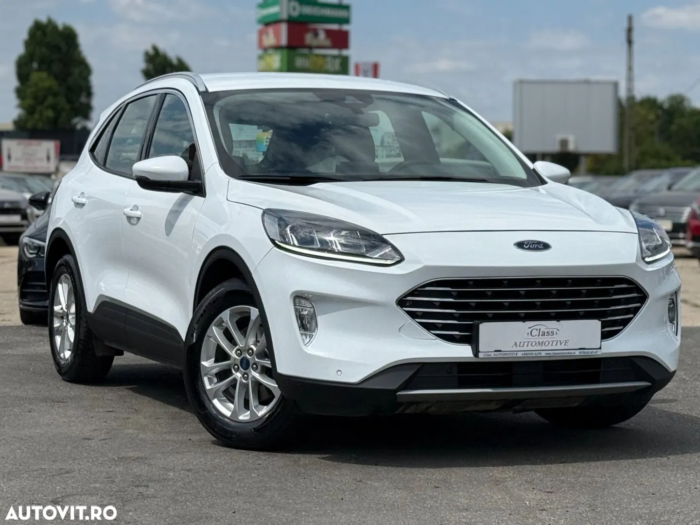 2023 Ford Kuga 1.5 EcoBoost FWD Titanium, photograph 3