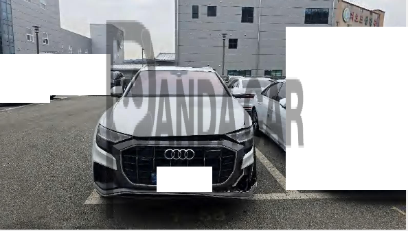 2021 Audi Q8 50 TDI quattro, photograph 1
