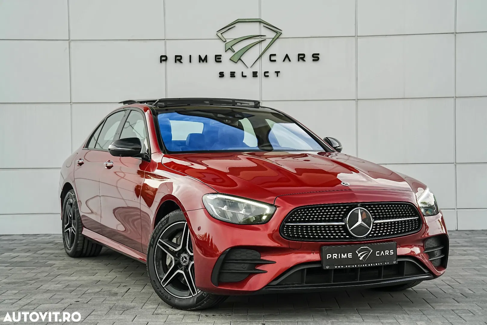 2022 Mercedes-Benz E 300e 4Matic 9G-TRONIC Edition AMG Line, photograph 1