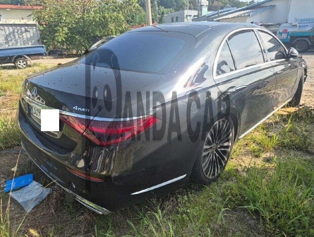 2023 Mercedes-Benz S580 4MATIC, photograph 4