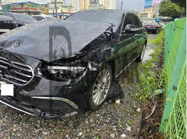 2023 Mercedes-Benz E250, photograph 5