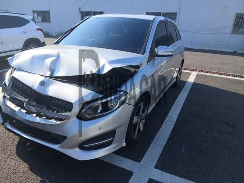 2018 Mercedes-Benz B220, photograph 3