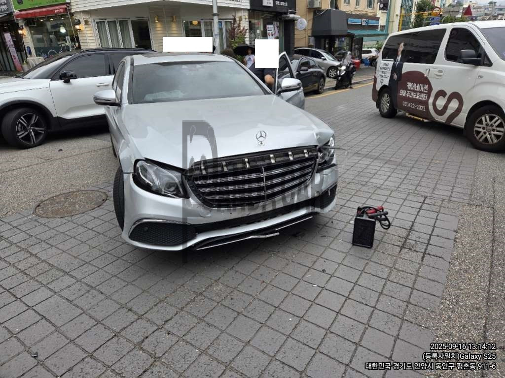 2017 Mercedes-Benz E220 d 4Matic, photograph 1