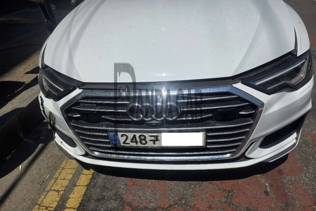 2021 Audi A6 45 TFSI quattro, photograph 1