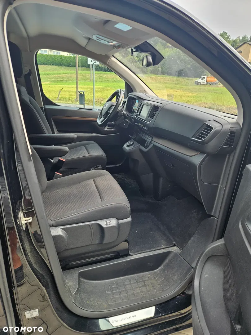 2021 Toyota ProAce Kombi D-4D Medium 2,8t, photograph 9