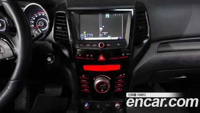 KG_Mobility_Ssangyong TIBOLI Diesel RX 4WD — photo 1 of 32